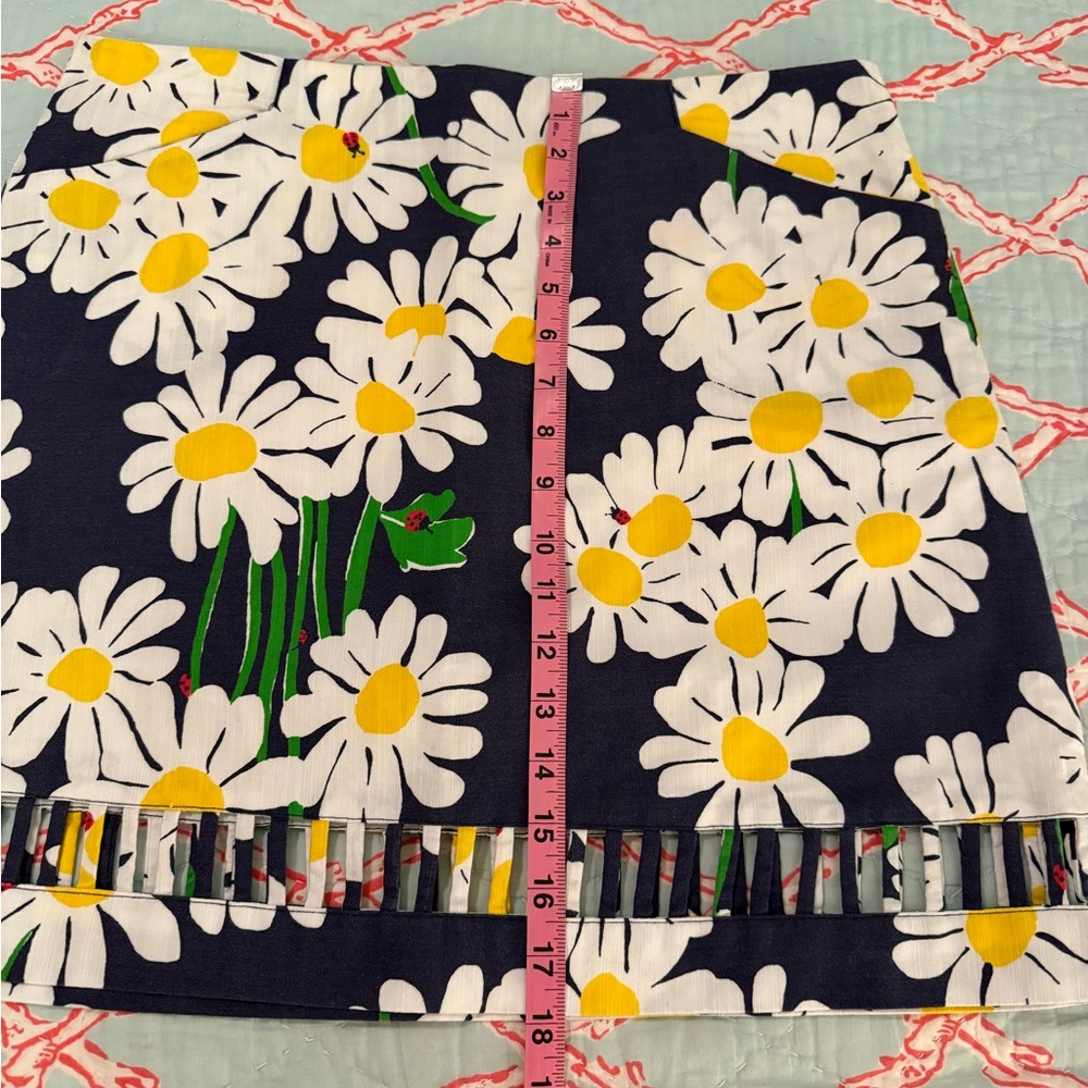 Lilly Pulitzer Originals White Label Dailey Daisies & Ladybug Skirt 8 EUC - Picture 11 of 13